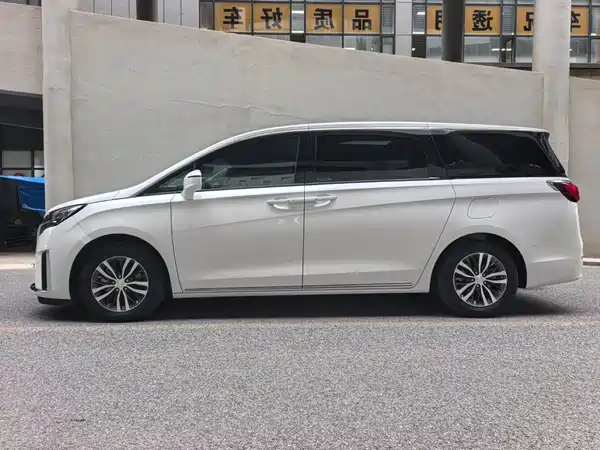 Buick GL8 2023