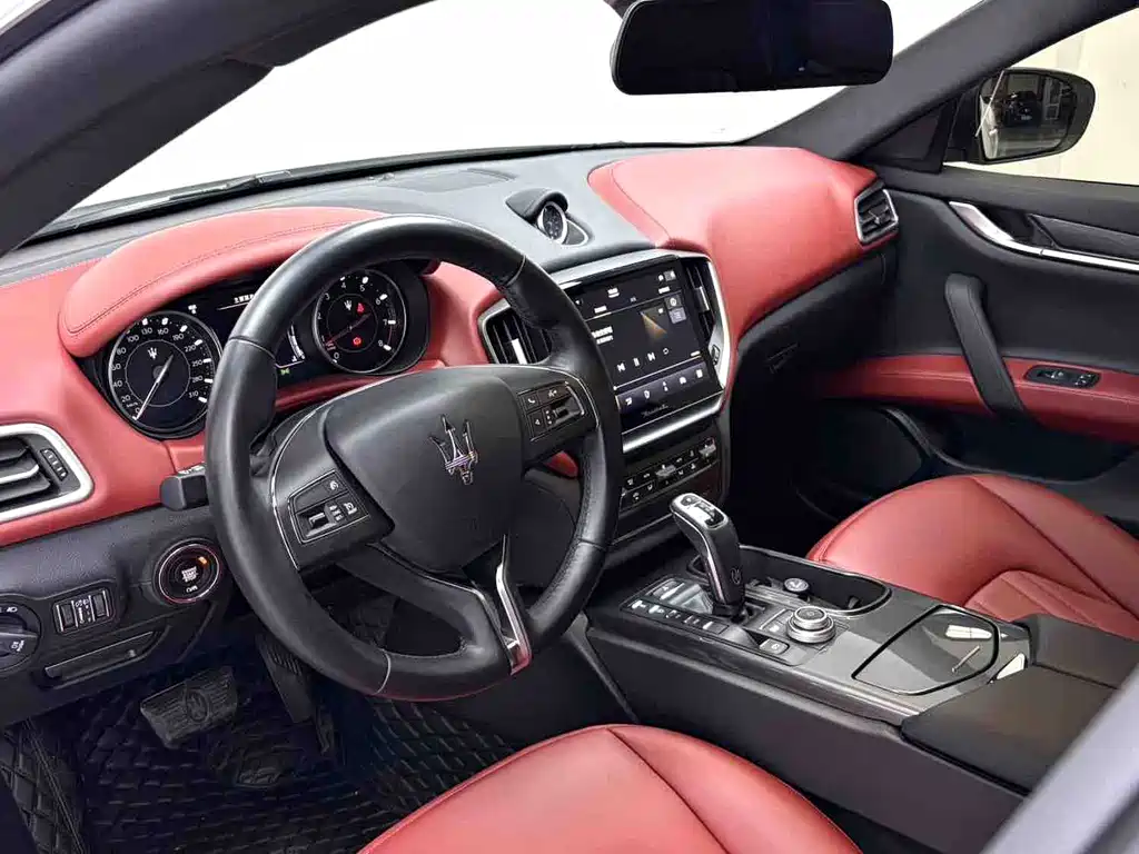 Maserati Ghibli 2021 — фото 7