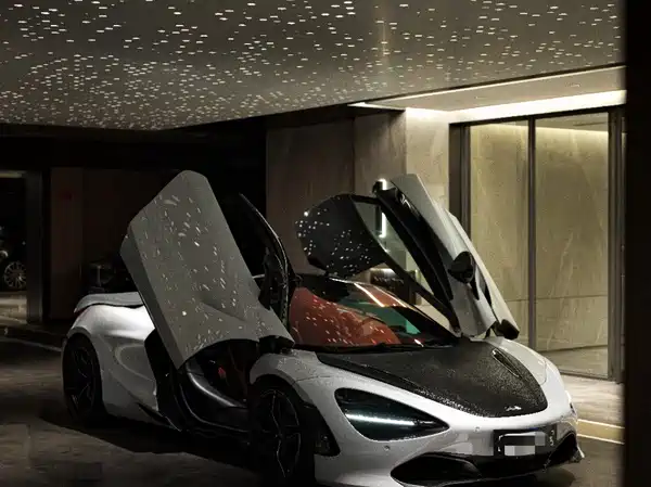 McLaren 720S 2019