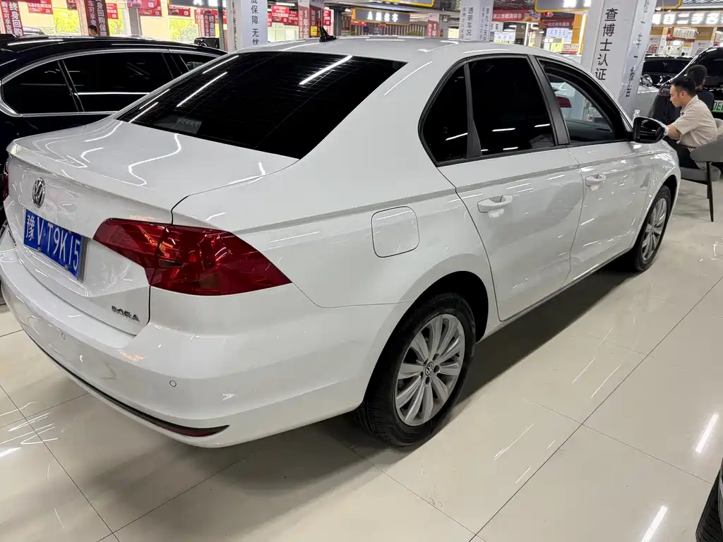 Volkswagen Bora 2023