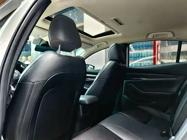 Mazda 3 Axela 2020