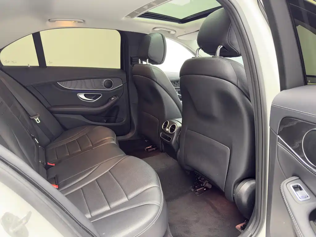 Mercedes-Benz C-Class 2020 — фото 10