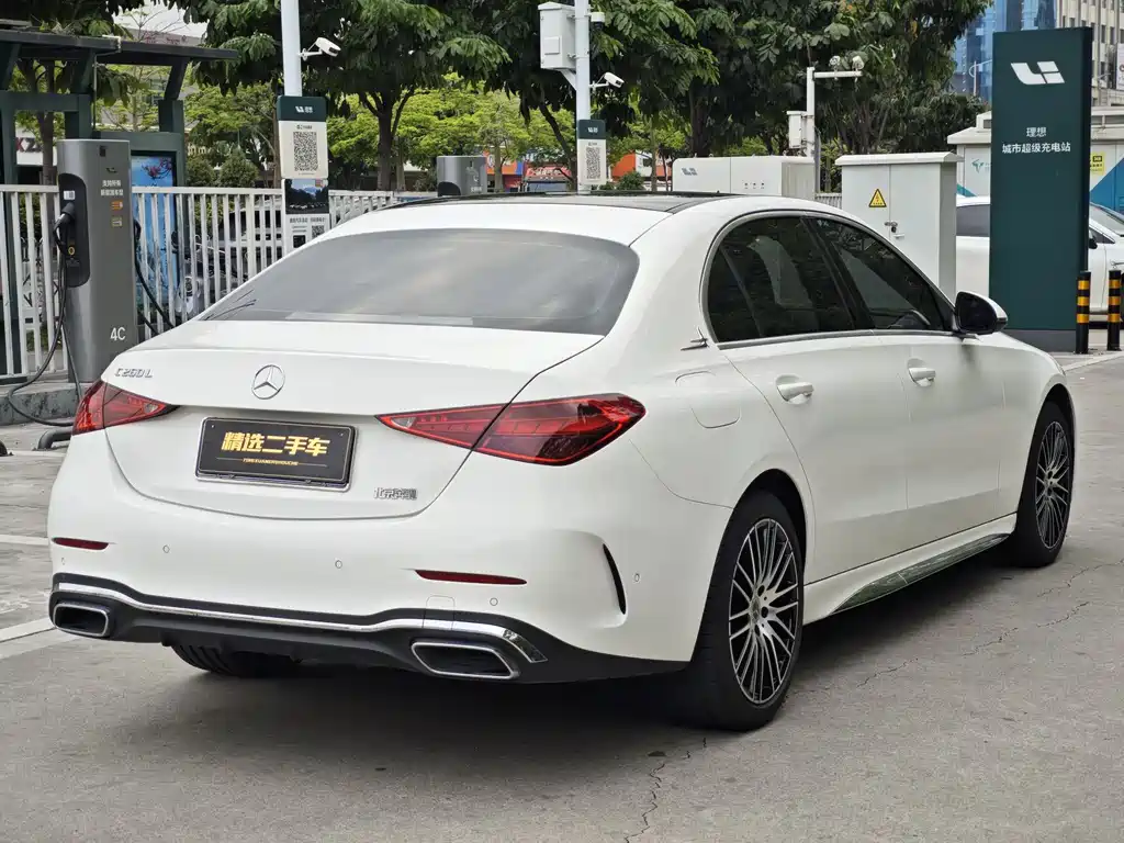Mercedes-Benz C-Class 2023 — фото 10