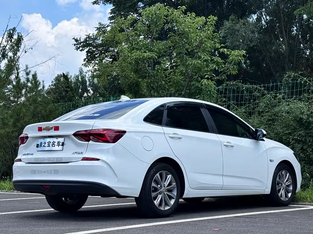 Chevrolet Cruze 2021