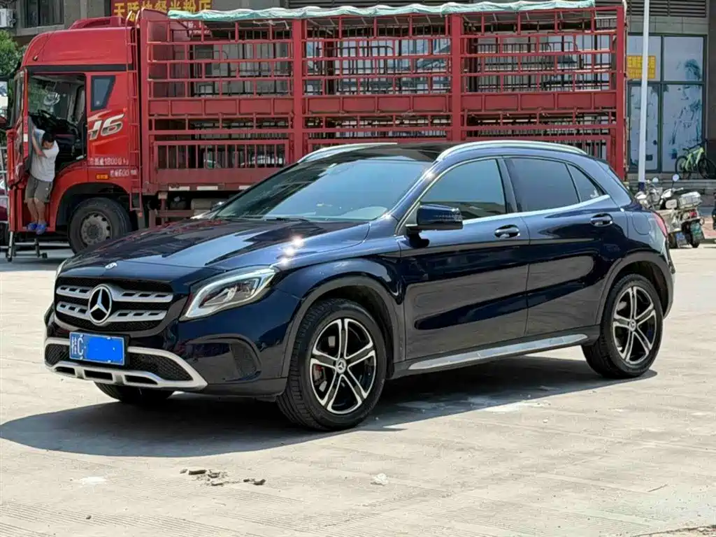 Mercedes-Benz GLA 2018 — фото 1