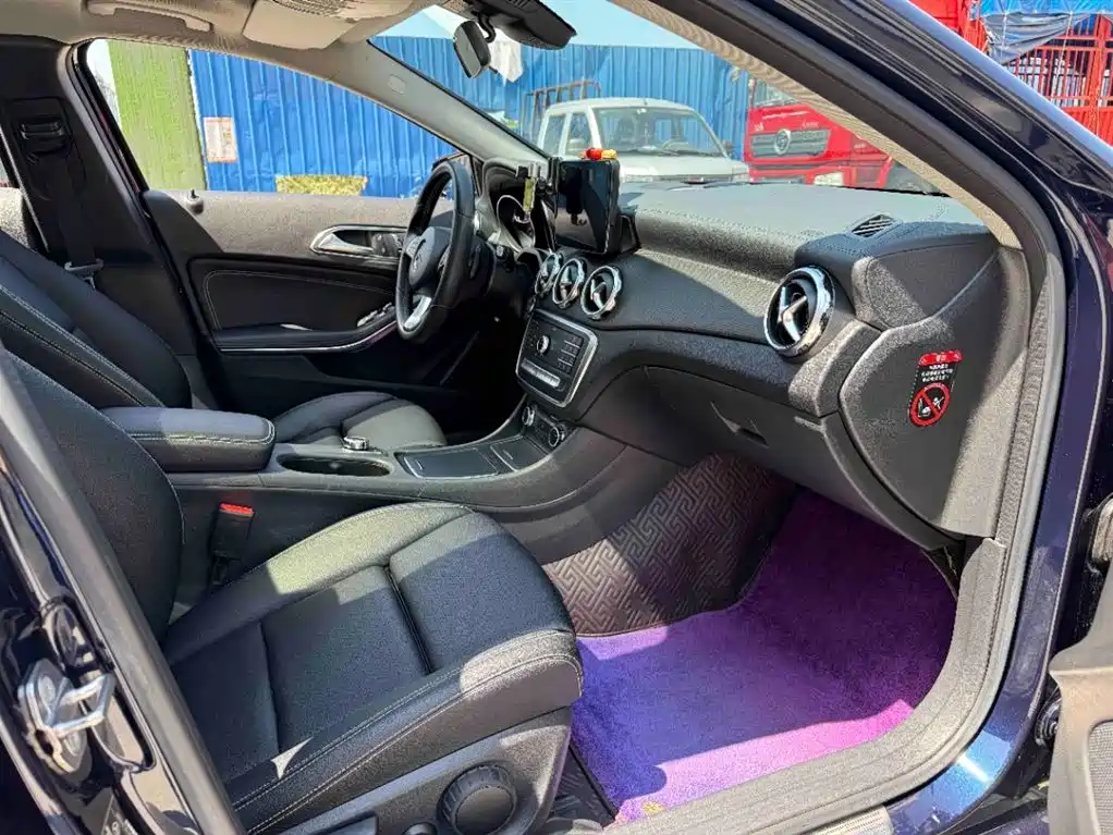 Mercedes-Benz GLA 2018 — фото 8