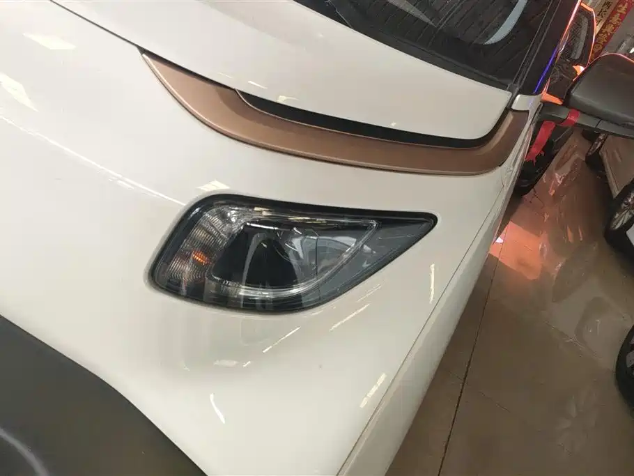 Baojun E200 2020