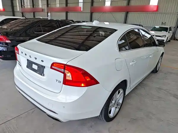 Volvo S60 2016
