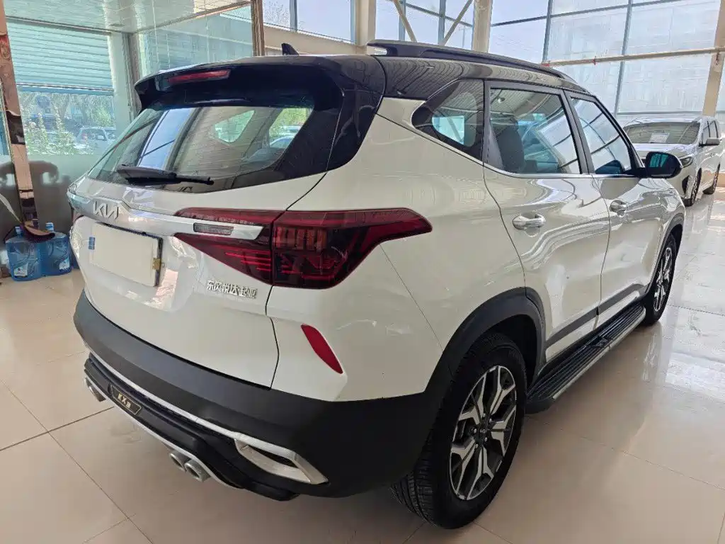 Kia KX3 2022 — фото 9