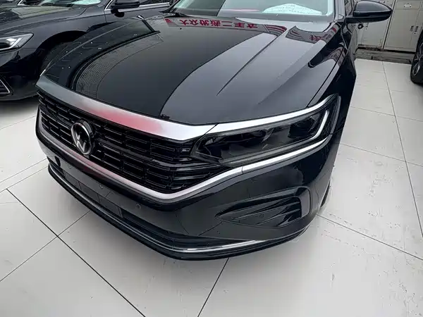 Volkswagen Passat 2022