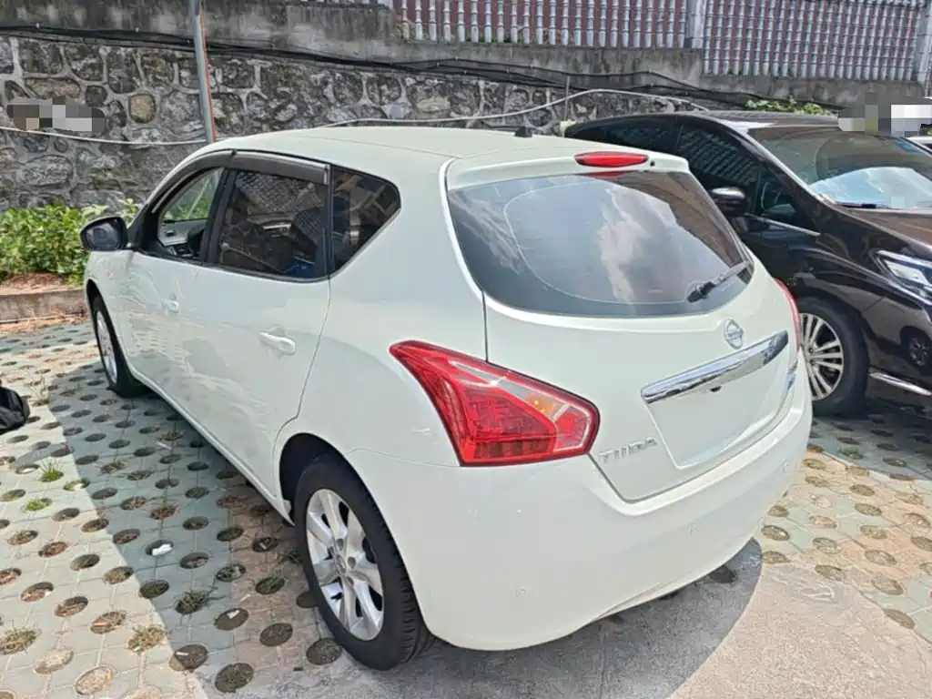 Nissan Tiida 2016