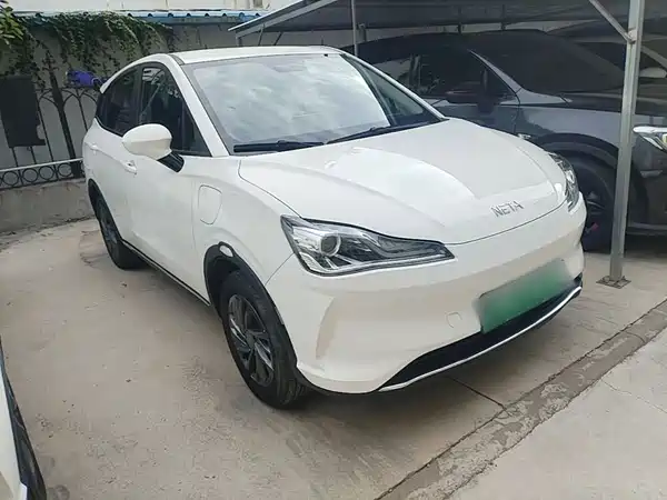 Neta V 2022