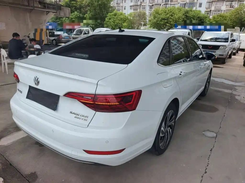 Volkswagen Sagitar 2022