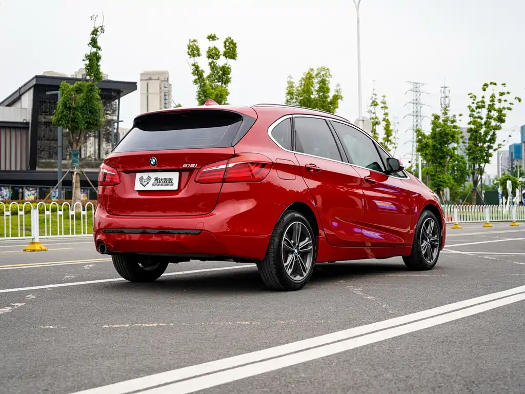 BMW 2 Series Active Tourer 2018 — фото 6