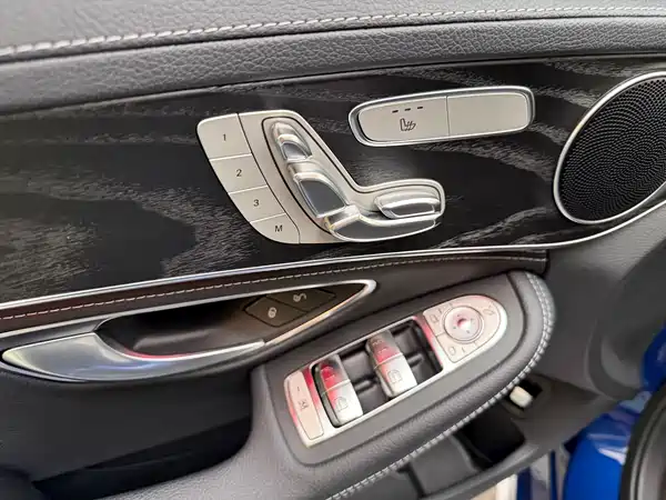 Mercedes-Benz C-Class 2020