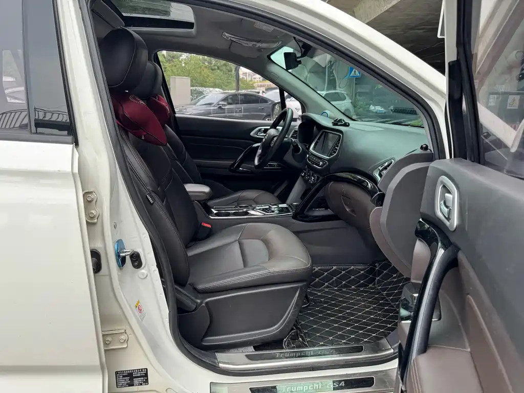GAC Trumpchi GS4 New Energy 2018 — фото 11