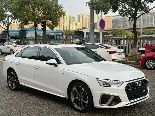 Audi A4L 2022