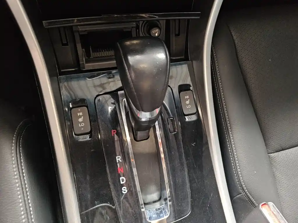 Honda Accord 2016 — фото 14
