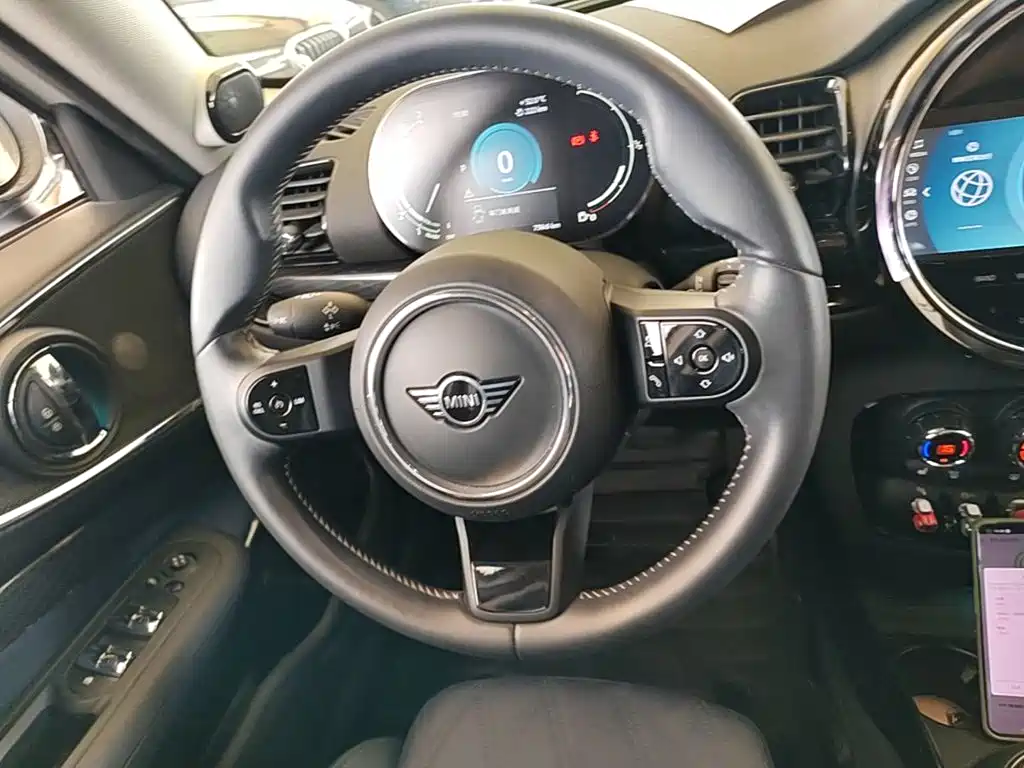 MINI Clubman 2022 — фото 11