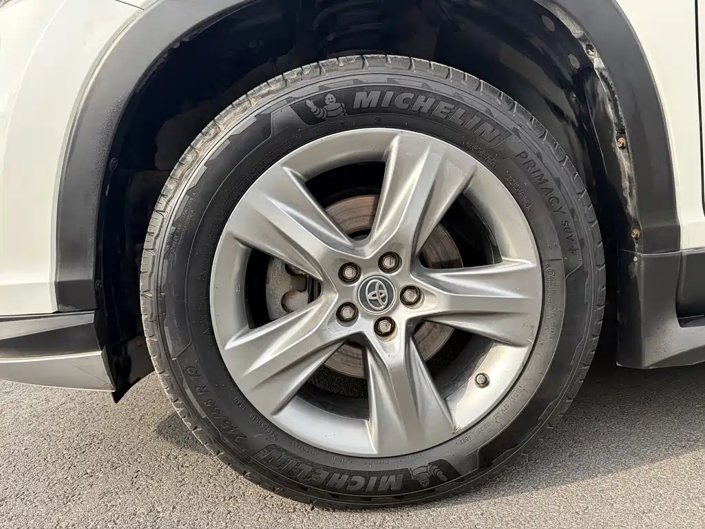 Toyota Highlander 2017