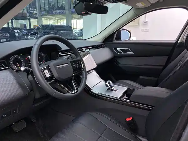 Land Rover Range Rover Velar 2024