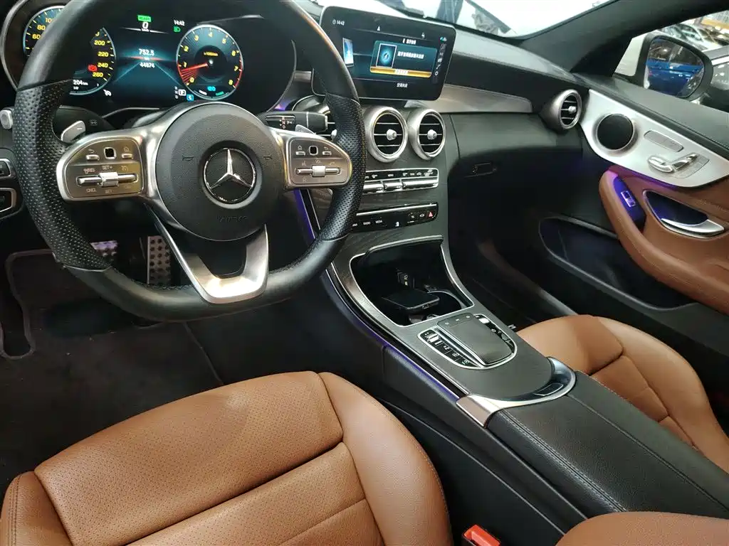 Mercedes-Benz C-Class 2019 — фото 13