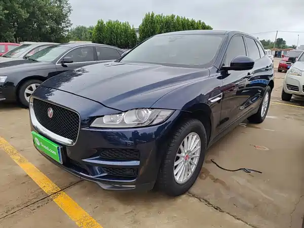Jaguar F-PACE 2018