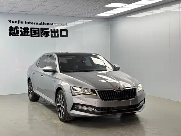Skoda Superb 2023