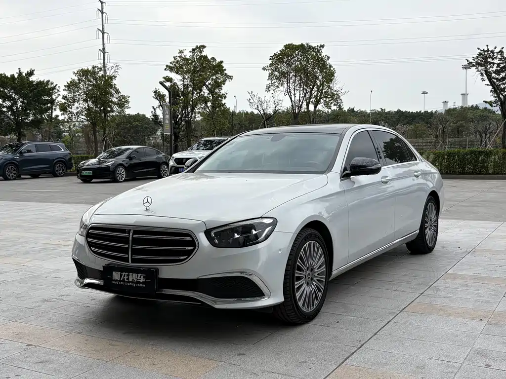 Mercedes-Benz E-Class 2022 — фото 1
