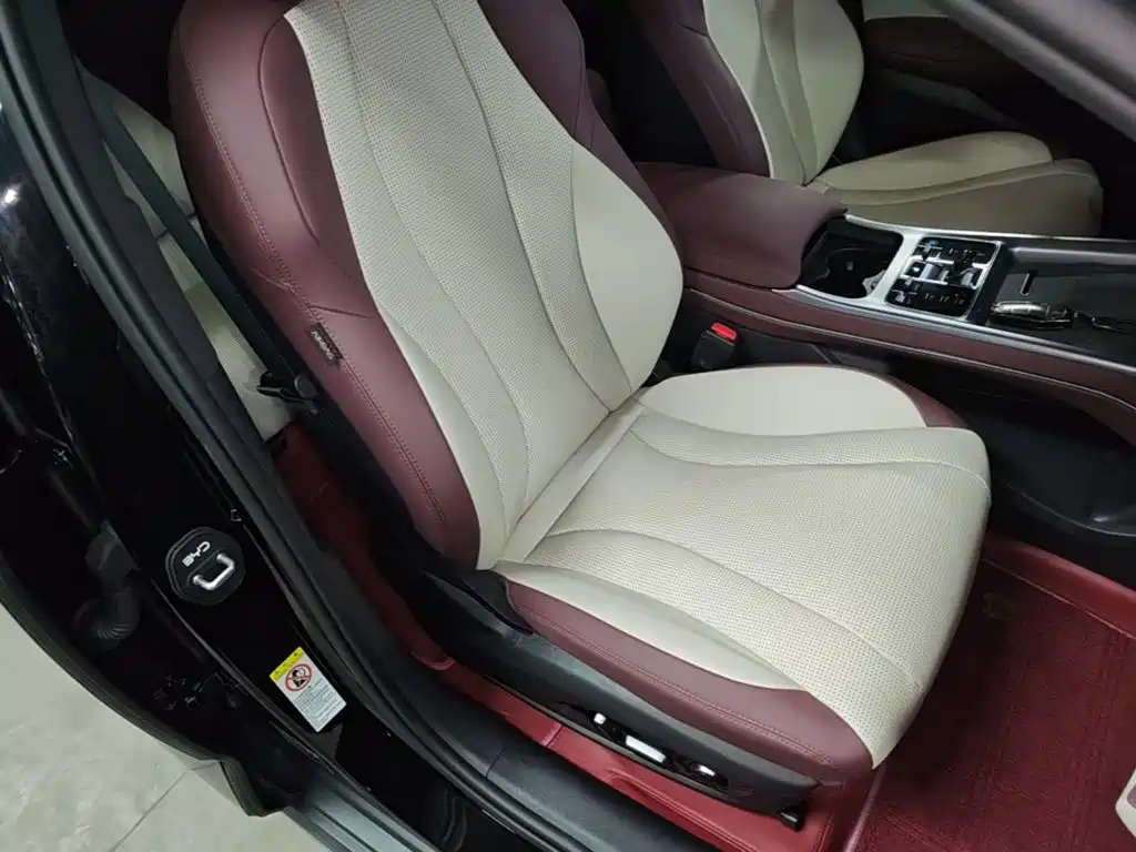 BYD Seal 07 DM-i 2025 — фото 25