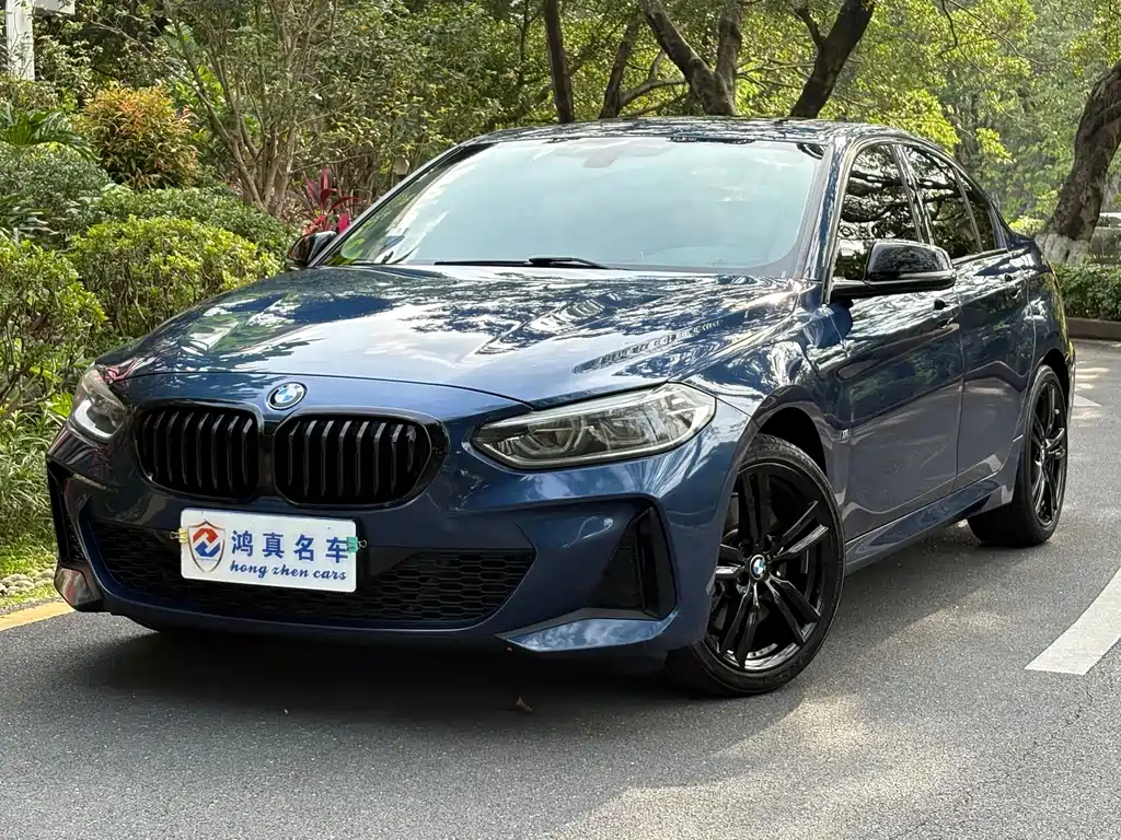 BMW 1 Series 2021 — фото 1