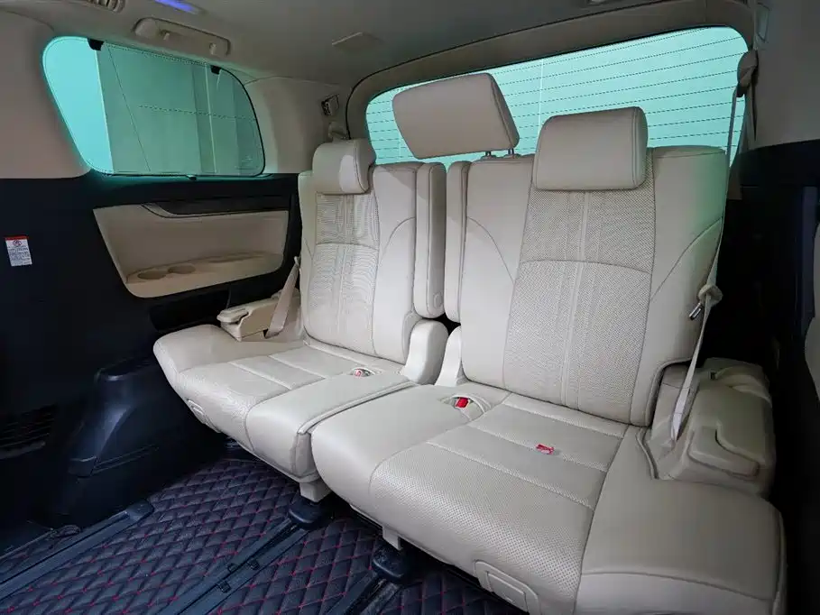 Toyota Vellfire 2021 — фото 18