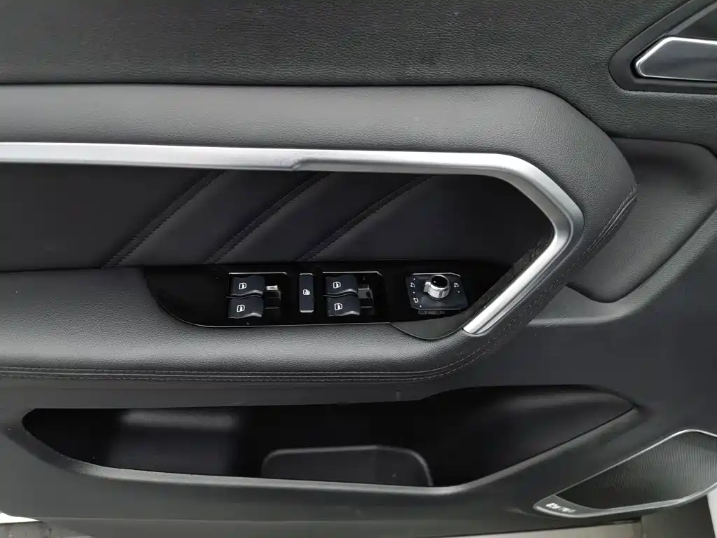 Haval H6 2017 — фото 9
