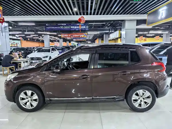 Peugeot 2008 2014