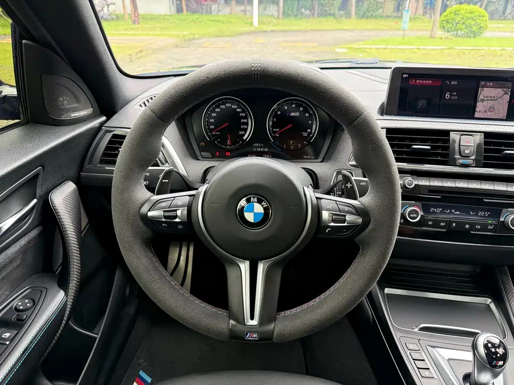 BMW M2 2020 — фото 11