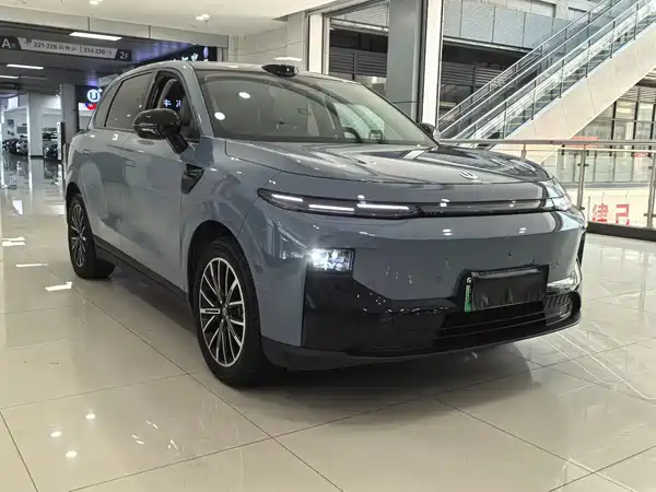 Leapmotor B10 2025