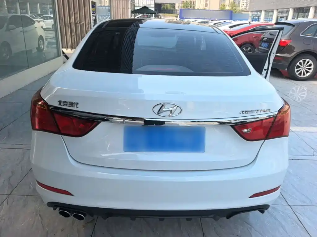 Hyundai Mistra 2015 — фото 6