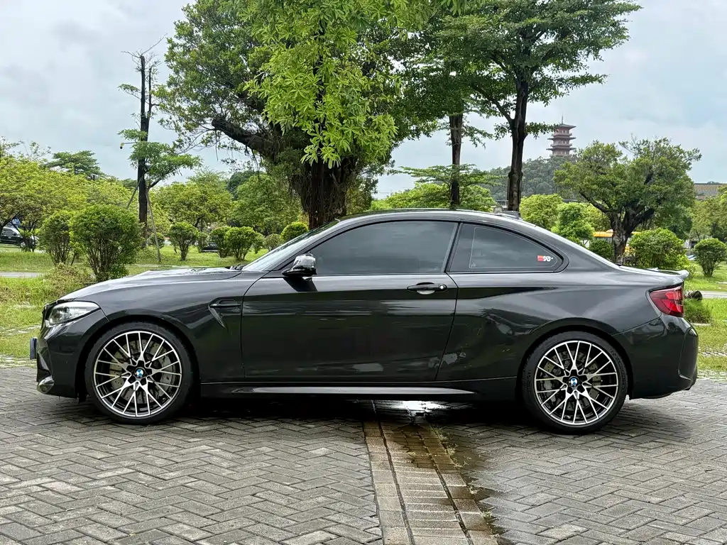 BMW M2 2020 — фото 17