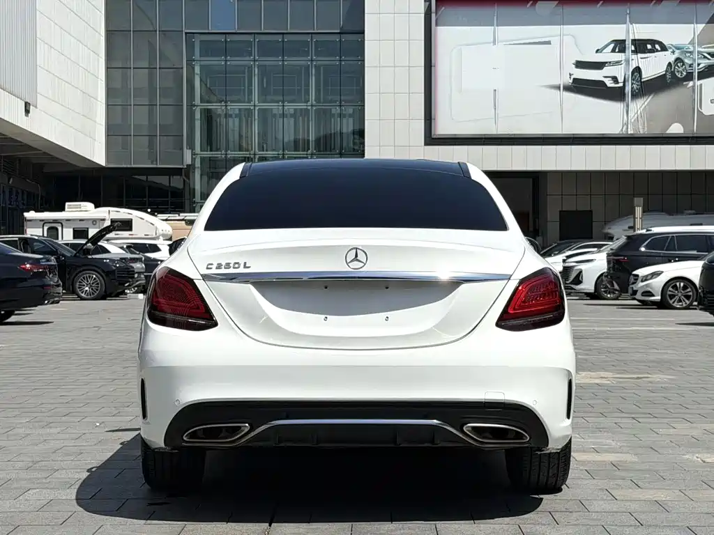 Mercedes-Benz C-Class 2018