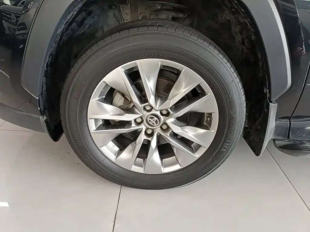 Toyota Wildlander 2022 — фото 23