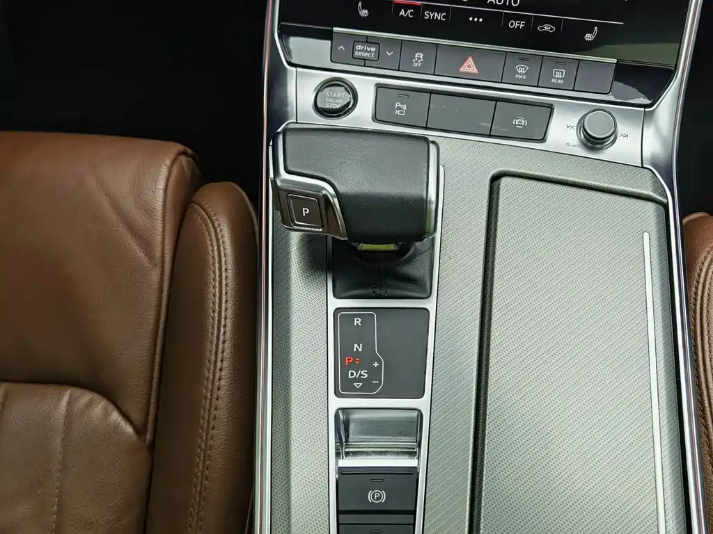 Audi A6L 2022 — фото 13