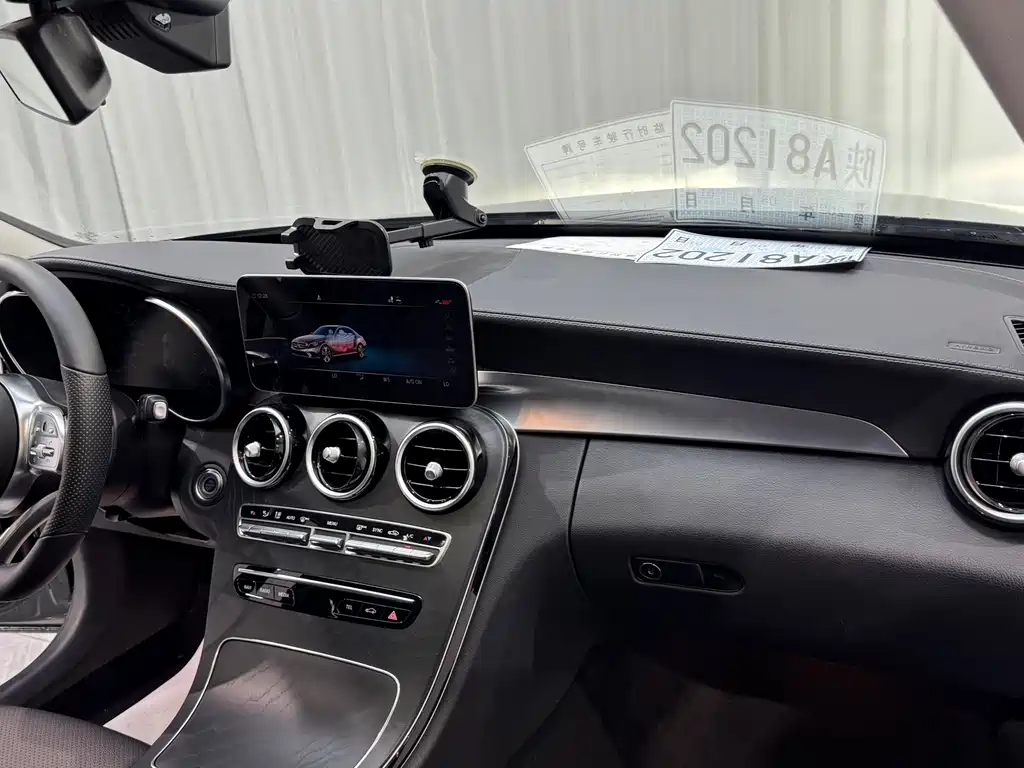 Mercedes-Benz C-Class 2021 — фото 19