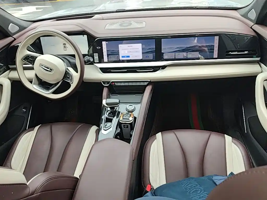 Geely Xingyue L 2023 — фото 10
