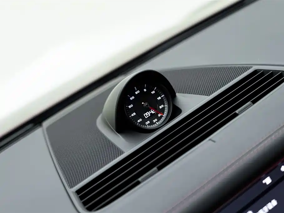 Porsche Panamera 2022 — фото 23