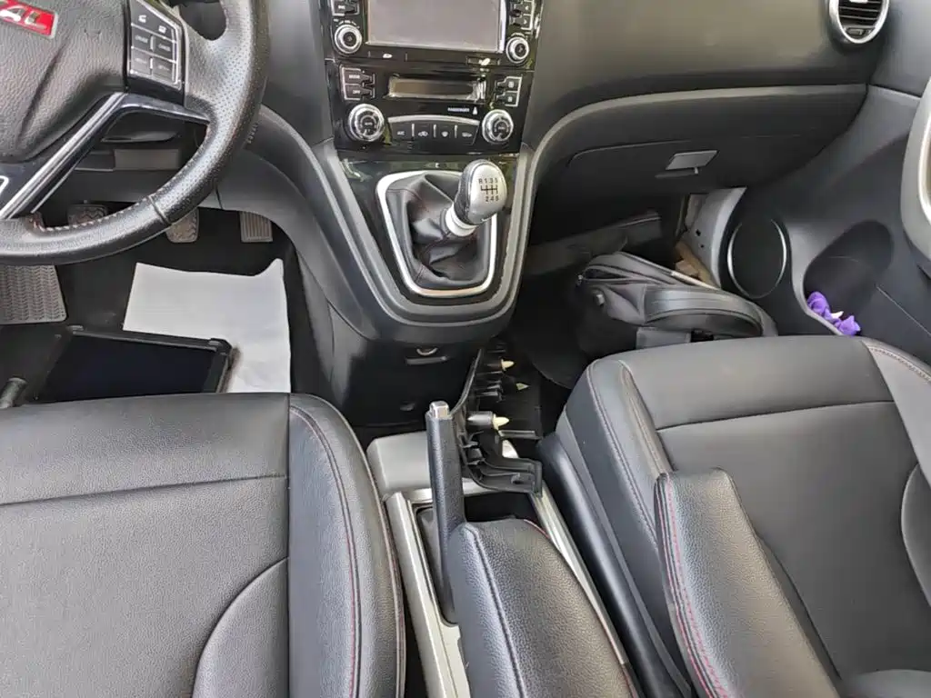 Haval H6 2015 — фото 14