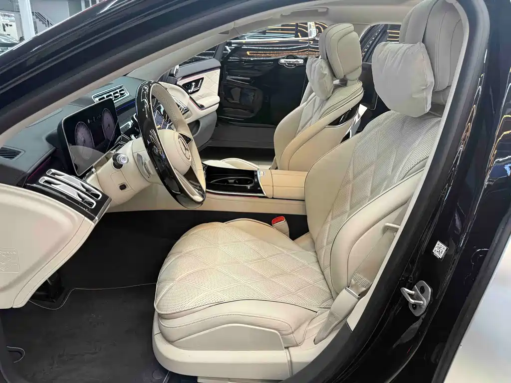 Mercedes-Benz Maybach S-Class 2025