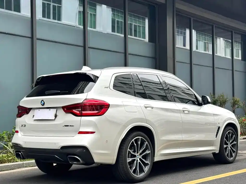 BMW X3 2021 — фото 9