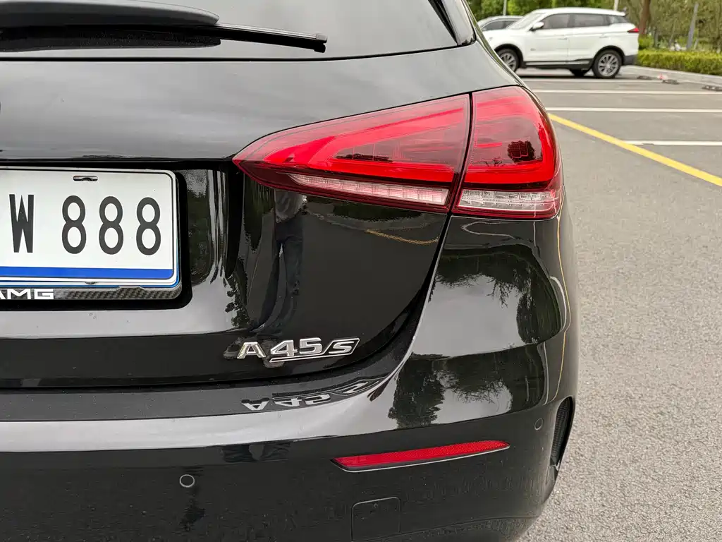 Mercedes-Benz A-Class AMG 2023 — фото 18
