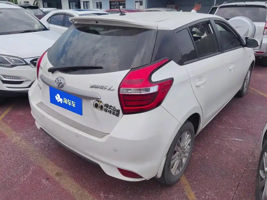 Toyota Yaris L 2017