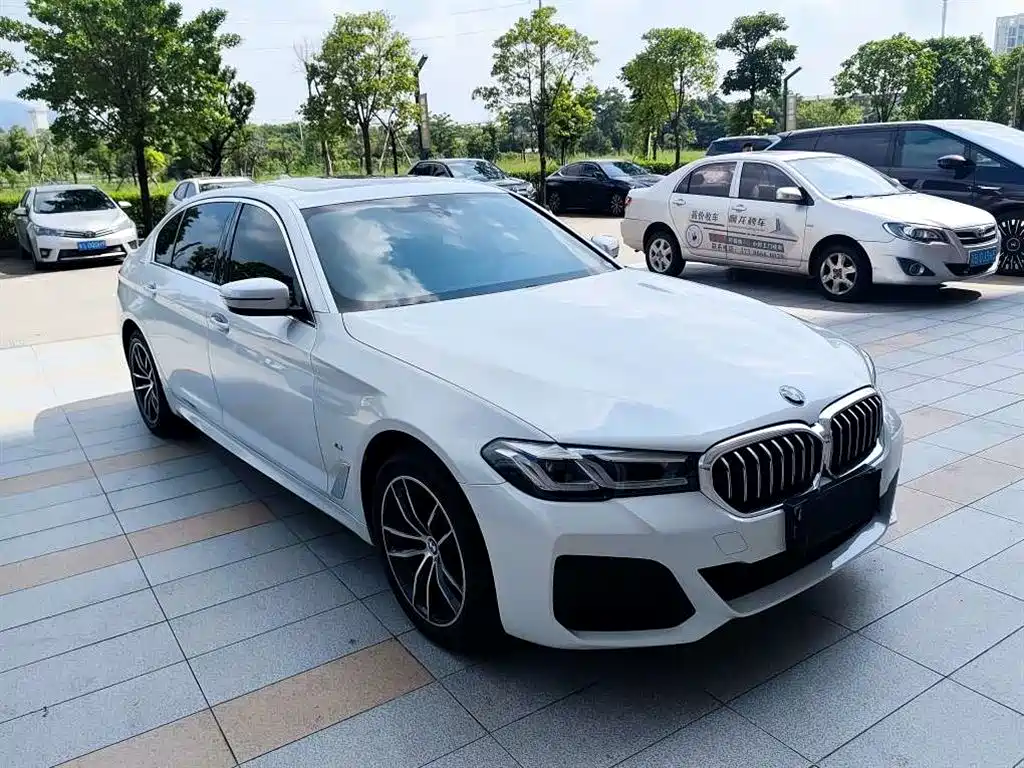BMW 5 Series 2024
